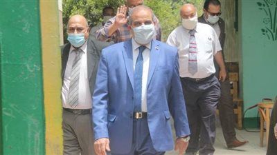 رئيس جامعة الأزهر يتفقد امتحانات الثانوية الأزهرية ويشدد على الإجراءات الأمنية