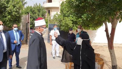 وكيل الأزهر يتفقد لجان امتحانات الثانوية الأزهرية في أول أيامها | صور