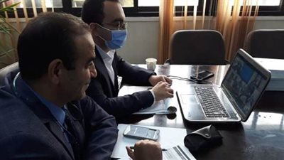 استعراض الموقف التنفيذى لمشروعات مياه الشرب والصرف الصحي بالإسماعيلية