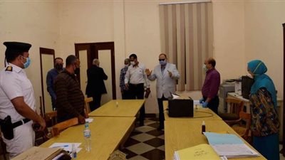 محافظ أسيوط يتفقد بعض مقرات لجان امتحانات الثانوية العامة وغرفة عمليات المديرية