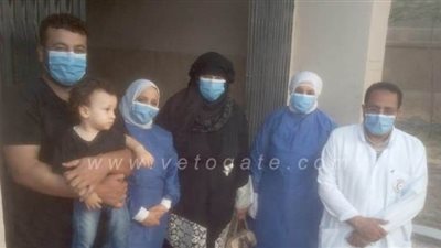 بينهم طفل عمره 3 سنوات.. تعافي 71 حالة مصابة بكورونا بالشرقية | صور