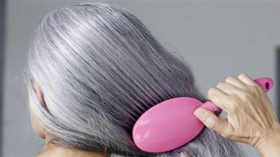 وصفة طبيعية تخلصك نهائيا من الشعر الأبيض وتحافظ على جمال ونعومة شعرك