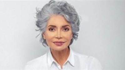 كيف كسرت سوسن بدر حاجز خوف الفنانات من التقدم في العمر؟ | صور