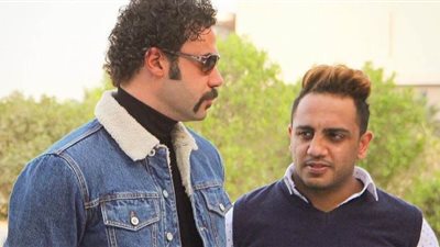 الحزن يُسيطرعلى الفنانين بعد وفاة رضيع صديقهم 