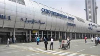 مطار القاهرة يستقبل أكثر من 5 آلاف راكب على 40 رحلة طيران