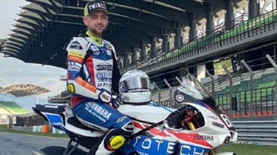 وفاة بطل سباق الدراجات النارية في بريطانيا عن عمر يناهز 25 عاما