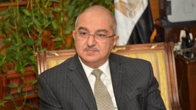 رئيس جامعة أسيوط يوافق على التجديد لكافة العمالة اليومية والموسمية والمتدربة لمدة عام