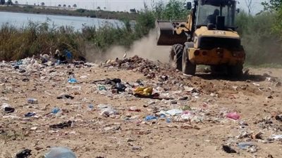 رفع 36 طن مخلفات بالقنطرة شرق الإسماعيلية