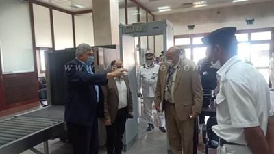 محجوب يتفقد الإجراءات الاحترازية للوقاية من كورونا بمطار مطروح