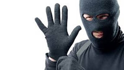 لص يطلب المساعدة من الشرطة لسبب غريب