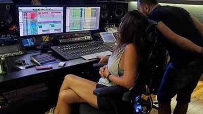 إليسا تواصل التحضير لأغنية جديدة