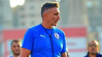 أمير مرتضى ينسق مع كارتيرون سيناريوهات تجهيز فريق الزمالك 