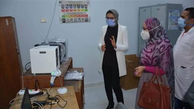 نائب محافظ الوادي الجديد تتابع تطوير مستشفى الصدر والحميات