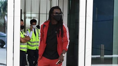 لحظة وصول الأجانب بالهلال السعودي إلى الرياض |فيديو