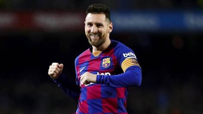 ميسي يحتفل بعيد ميلاده الـ33