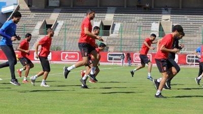 الأهلي يركز على الجانب البدني في أول مران منذ أزمة كورونا