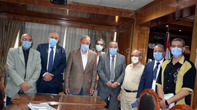 محافظ القليوبية يعتمد المخطط التفصيلى لـ 35 قرية بمراكز الخانكة وقليوب وكفر شكر