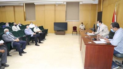 اجتماع تنسيقي لإقامة شوادر بيع اللحوم خلال عيد الأضحى ببني سويف