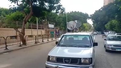 حي الدقي يخصص سيارة لتوعية أولياء أمور طلاب الثانوية بعدم التواجد أمام اللجان | فيديو