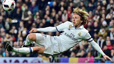 مودريتش ينضم لقائمة الكبار في ريال مدريد