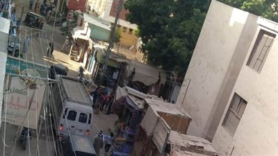 تسليم بوكليت امتحان الإنجليزي لـ94 لجنة ثانوية بأسيوط وسط حراسة أمنية