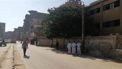 فرض سياج أمني ومصدات بمحيط لجان الثانوية العامة في المنيا | فيديو وصور