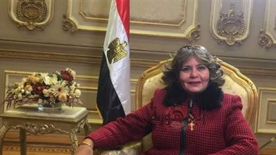 نائبة تطالب بمعاملة الصيدلي غير المكلف كشهداء الوطن