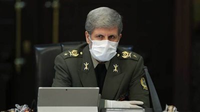 وزير الدفاع الإيراني: سنصدر السلاح رغم المساعي الأمريكية لتمديد الحظر