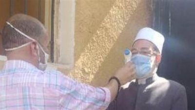 محافظ بني سويف يتفقد الإجراءات الوقائية بلجان الثانوية الأزهرية | صور