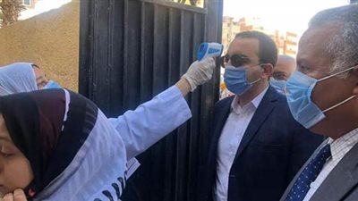 إحالة ملاحظ بالإسماعيلية للتحقيق بسبب استخدامه الهاتف المحمول داخل اللجنة