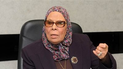 آمنة نصير تطالب المصلين بتطبيق الإجراءات الاحترازية عند الذهاب للمساجد