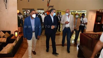 محافظ مطروح يستقبل وزير السياحة استعدادًا لتفقد عدد من المنشآت الفندقية والأثرية | صور