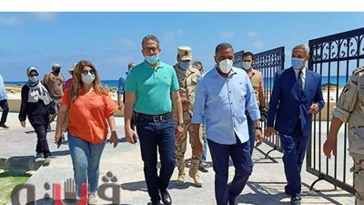 وزير السياحة يتفقد تطوير شاطئ الغرام ومسرح ليلى مراد في مطروح