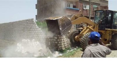 إزالة86 حالة تعد على أراضي أملاك الدولة و الرقعة الزراعية