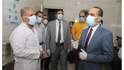 نائب محافظ سوهاج يتفقد مستشفى طما استعداداً لاستقبال حالات كورونا