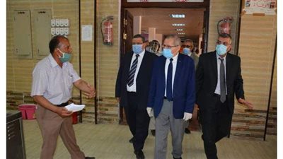 نائب وزير التعليم يتابع الاستعدادات النهائية قبل انطلاق امتحانات الدبلومات الفنية غداً