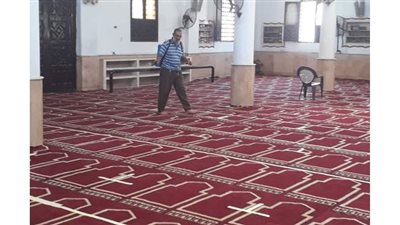 10 صور ترصد تعقيم المساجد ببورسعيد لاستقبال المصلين غدا