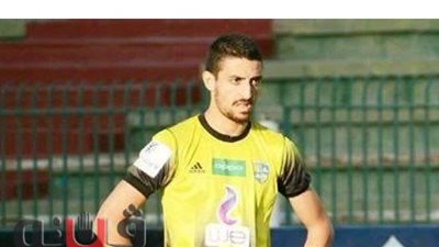 تعثر مفاوضات الأهلي مع طاهر محمد طاهر