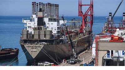 محطات تركية عائمة تطمع في إرسال ناقلاتها إلى الشواطئ الليبية