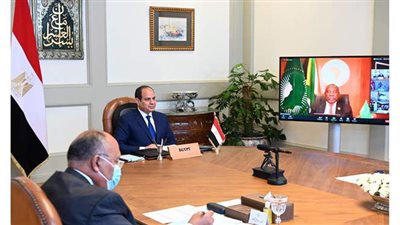 رسائل قوية من السيسي خلال قمة أفريقية مصغرة بشأن سد النهضة بحضور آبي أحمد