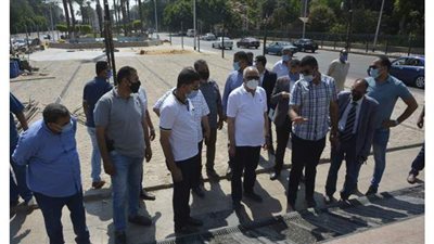 محافظ الجيزة يمهل أصحاب معارض السيارات بالمهندسين 48 ساعة لرفع المركبات من الشارع