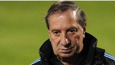 إصابة مدرب الأرجنتين السابق بفيروس كورونا