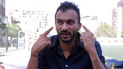 إبراهيم سعيد لـ«إلهام شاهين»: «عمرة مقبولة بإذن الله»