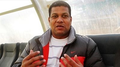 علاء عبد العال يحذر لاعبي إنبي من «كهربا وفتحي»