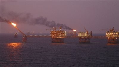 الجزائر: «حريق هائل في مركب لتكرير النفط»