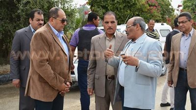 بالصور.. محافظ سوهاج يتفقد أوضاع النظافة بمستشفى المراغة