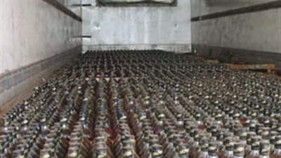 ضبط 143 عبوة خمور بحوزة 3 أشخاص في أسيوط