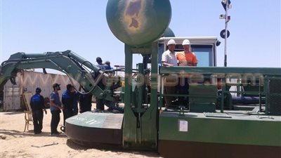 محافظ الفيوم: بدء تطهير بحيرة قارون بعد تركيب كراكتين عملاقتين