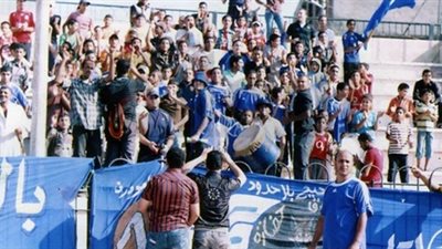 جماهير دمنهور تهاجم مجلس الإدارة بسبب رحيل اللاعبين