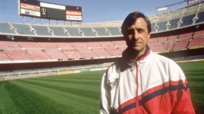 برشلونة ينعي الأسطورة «يوهان كرويف»